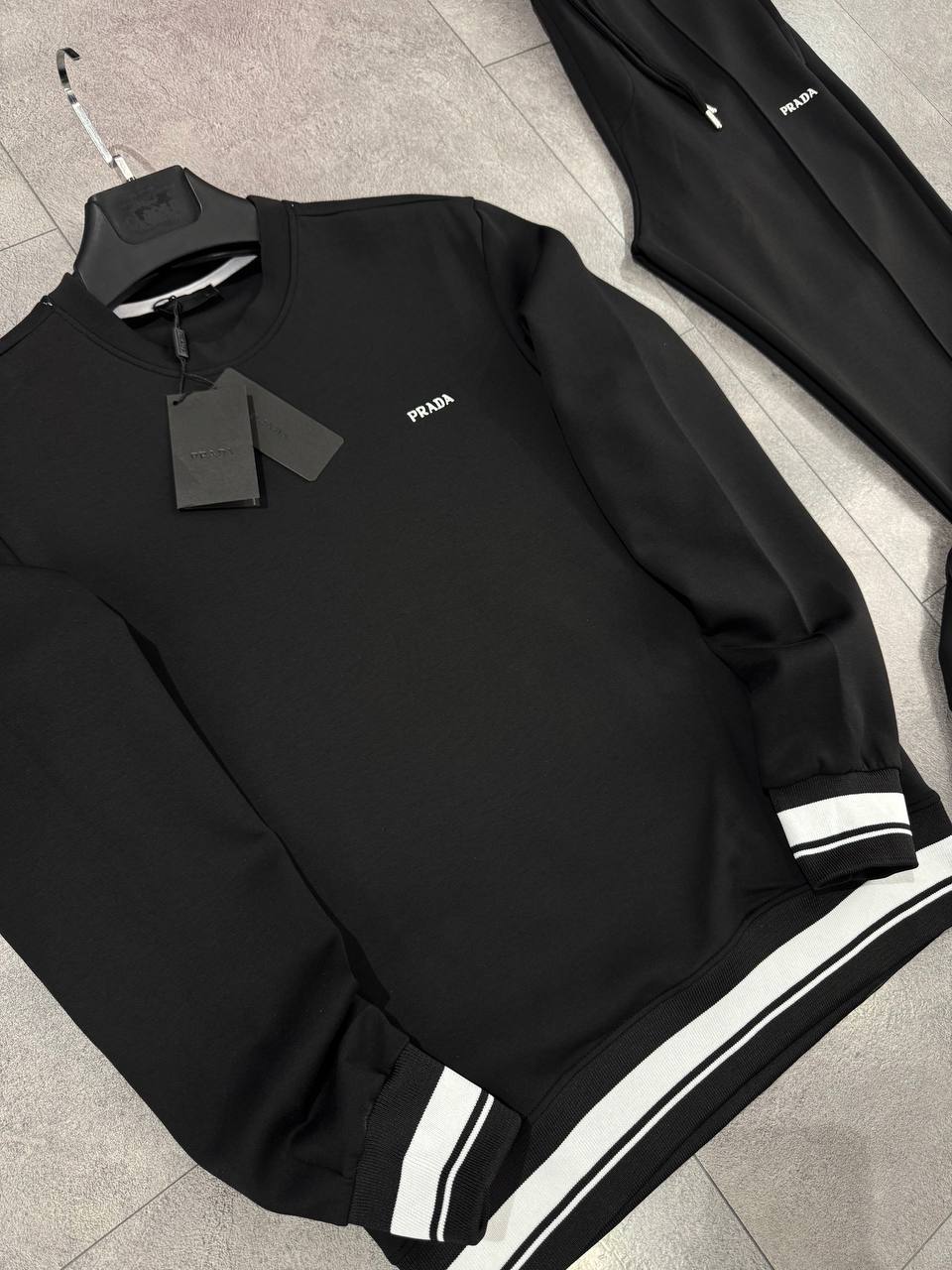 Prada 🌟