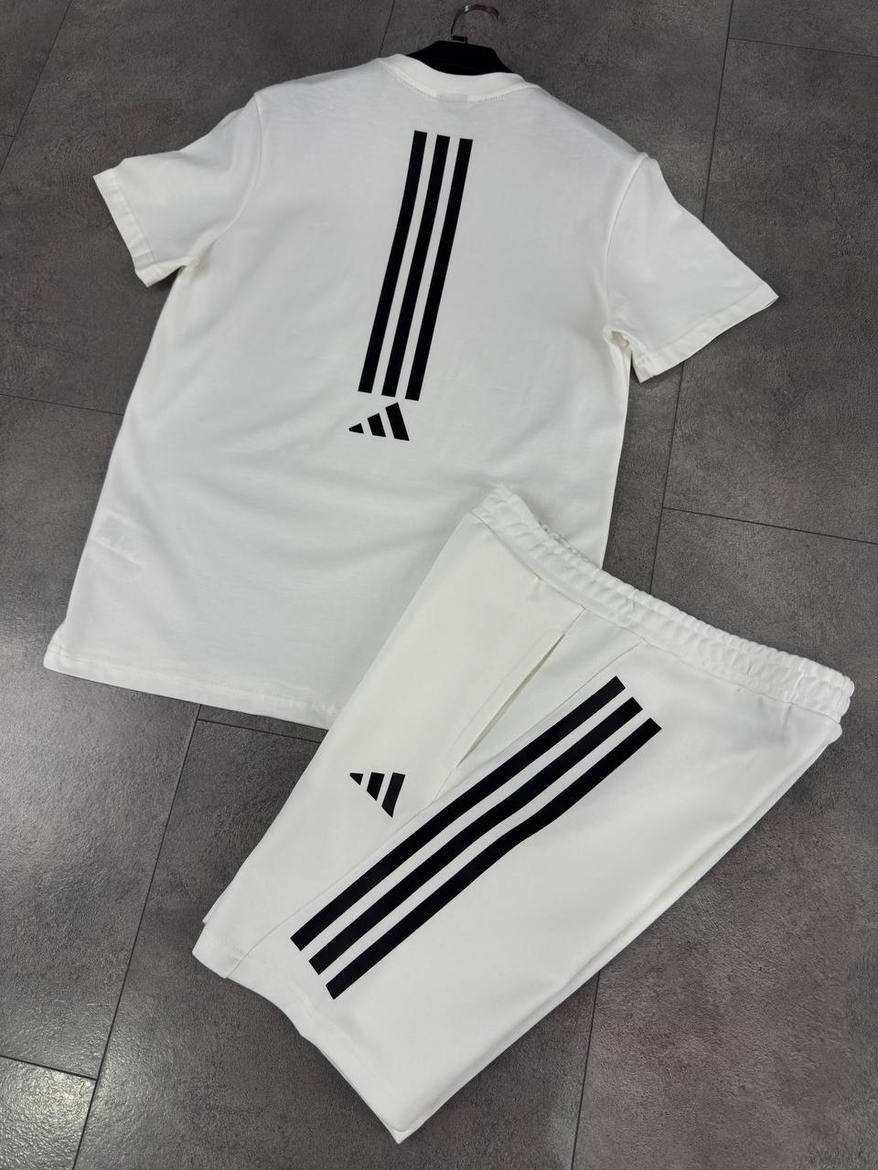 Adidas suit shorts M0- Summ⛱️
