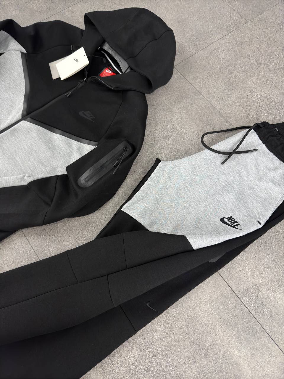 Nike Tech N026