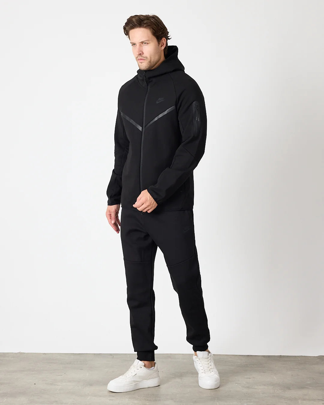 Nike Tech Fleece 2026-Bl0