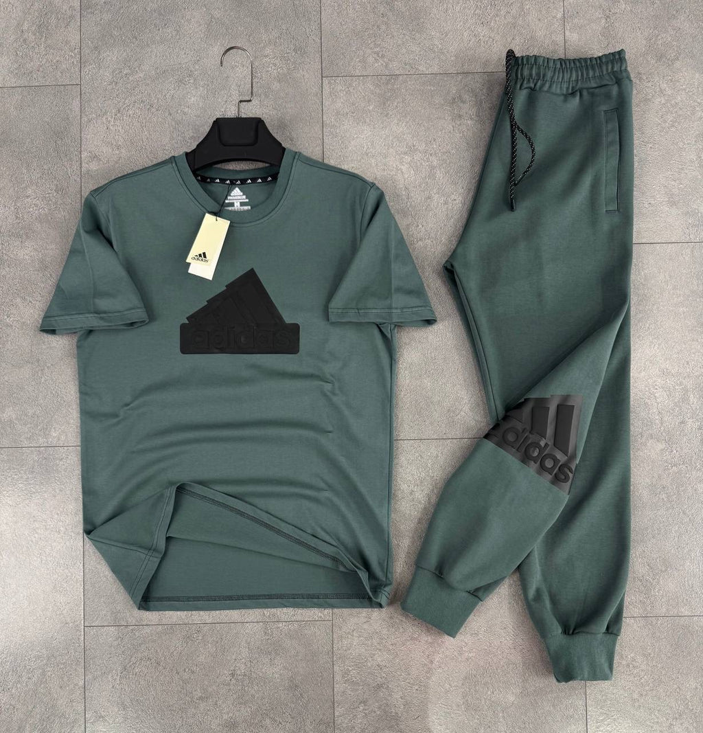 Adidas pants set -S26