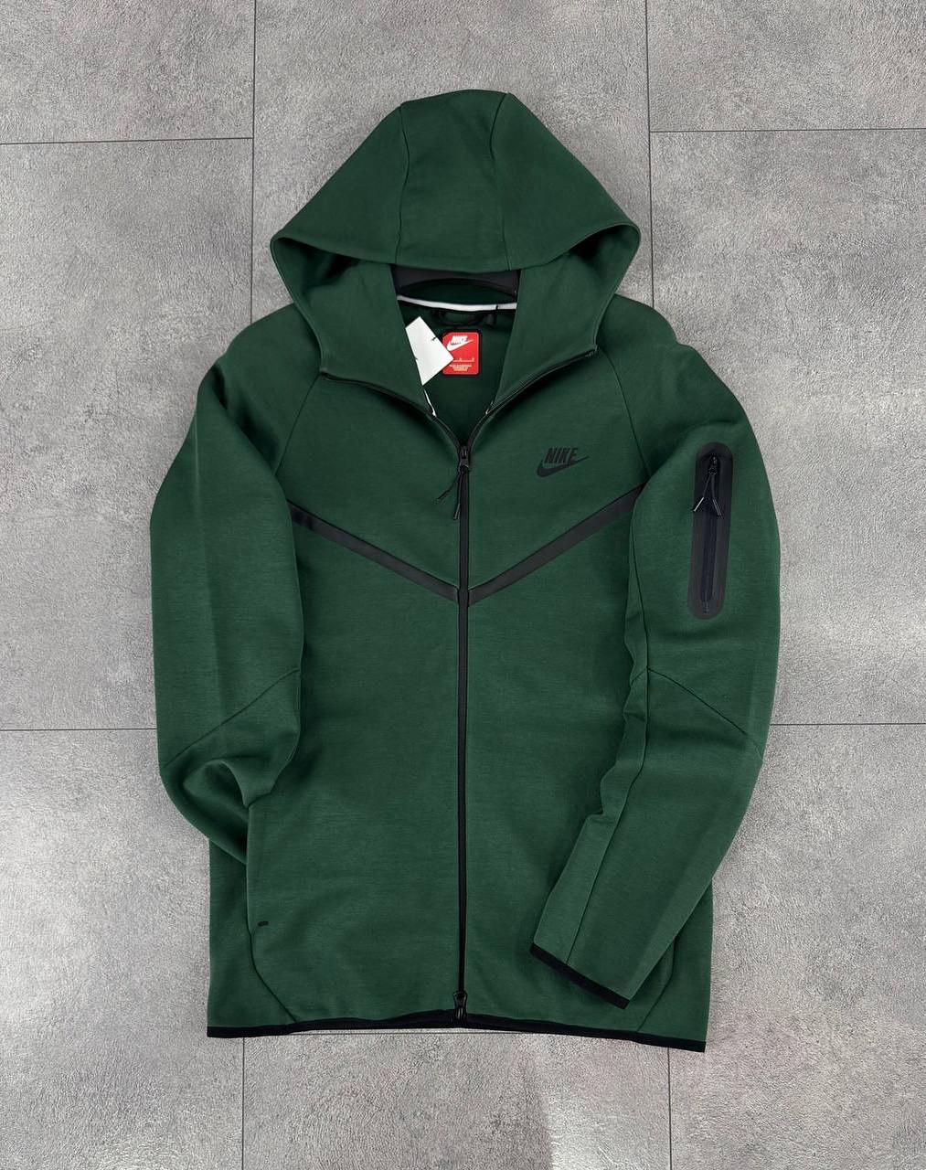 Nike Tech Jacket 026