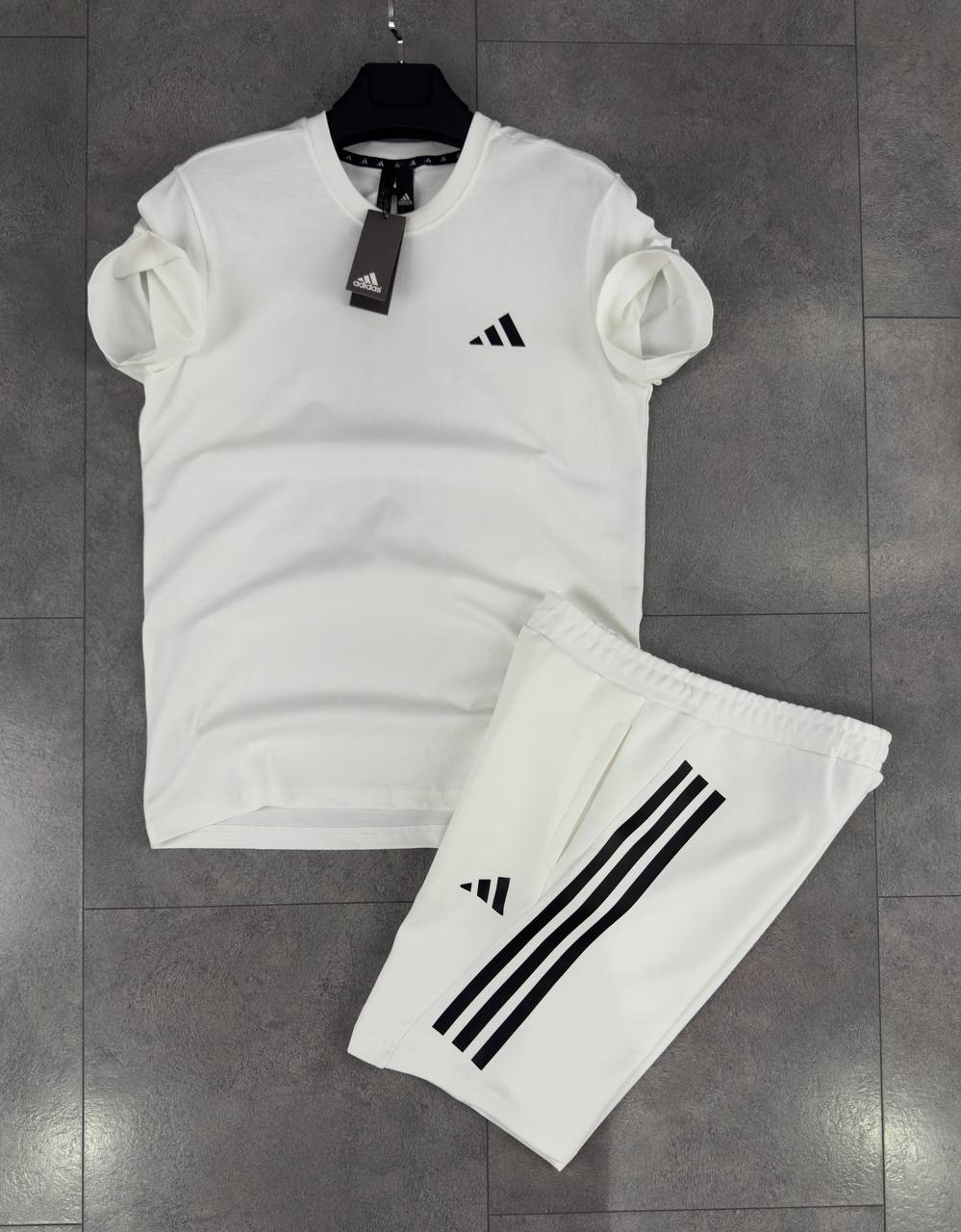 Adidas suit shorts M0- Summ⛱️