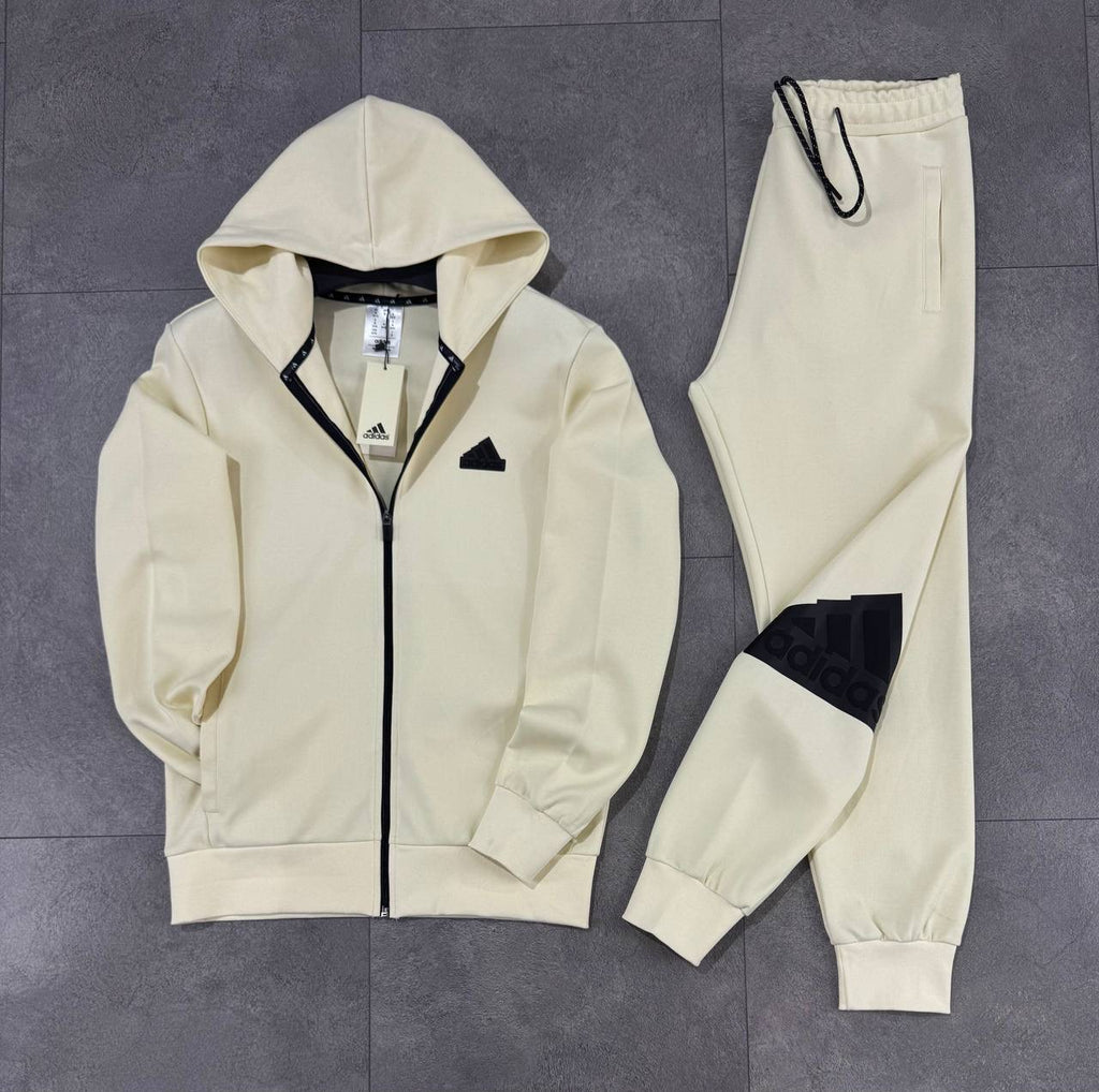 Adidas Tracksuit 27