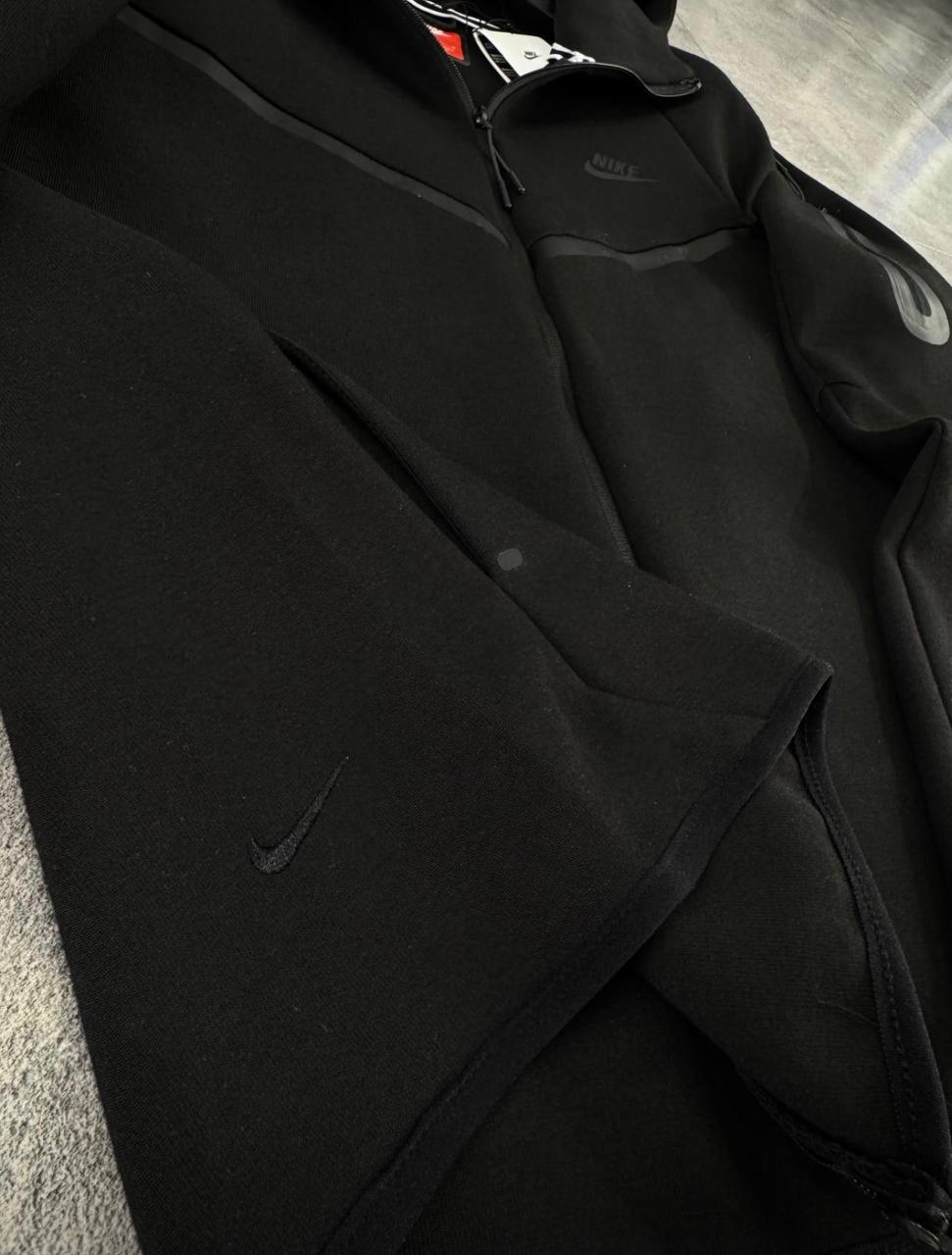 Nike Tech Jacket 026