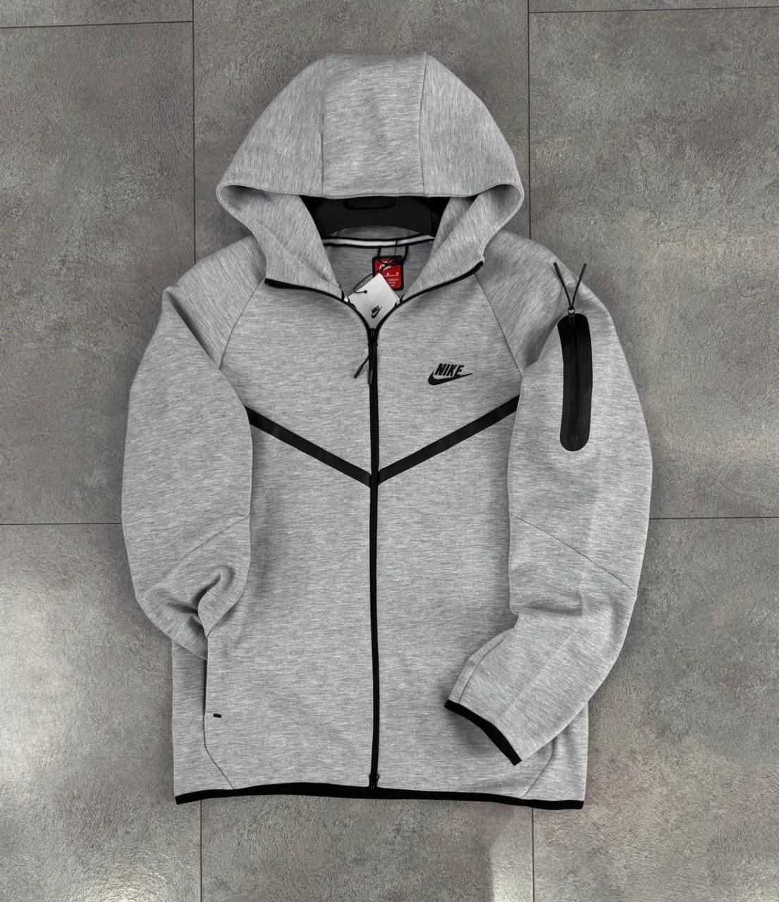 Nike Tech Jacket 026
