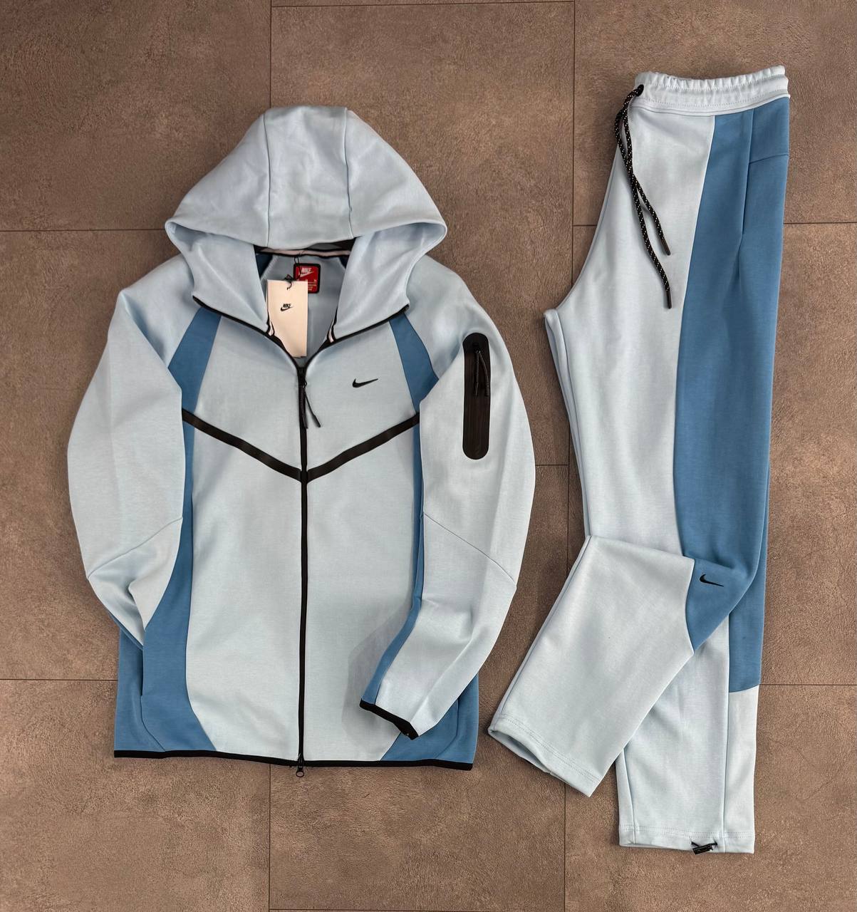 Nike tech fleece NE